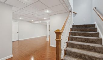 60 Lady Slipper Ln, Chester, NH 03036