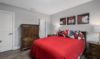 365 W Wrentham Rd, Cumberland, RI 02864