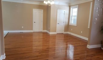 7217 AUBURN St, Annandale, VA 22003