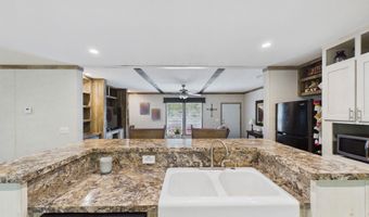 425 Pfeiffer Rd, Batesville, AR 72501