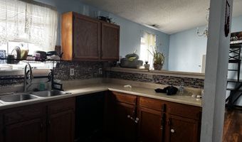529 Meadows Edge Ln, Indianapolis, IN 46217