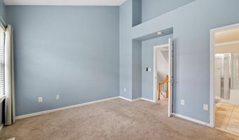 5317 CHIEFTAIN Cir, Alexandria, VA 22312