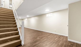 120 Priscilla St, Bridgeport, CT 06610