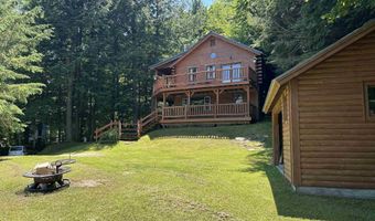 46 Log Cabin Dr, Cambridge, VT 05465