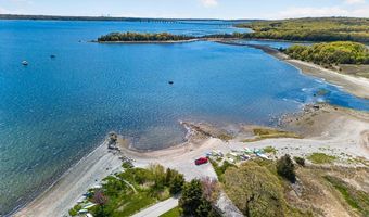 11 Johnson Ave, North Kingstown, RI 02852