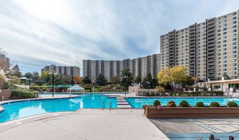 307 YOAKUM Pkwy 1517, Alexandria, VA 22304