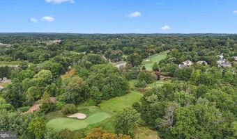 720 OAK TERRACE Dr, Ambler, PA 19002