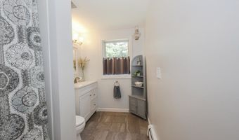 4 Quarry Ct, Auburn, NH 03032