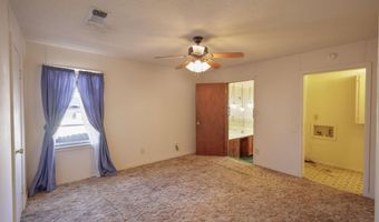 708 15th St, Abernathy, TX 79311