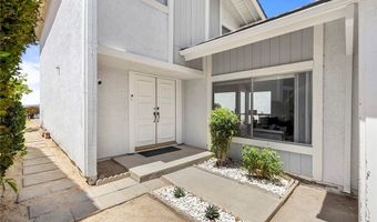6923 E Shorecrest Dr, Anaheim, CA 92807
