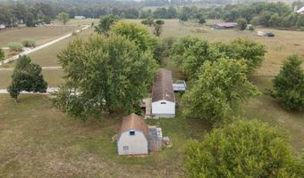 17077 Lawrence 1224, Aurora, MO 65605
