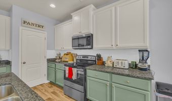 135 Couplet Dr, Athens, GA 30606