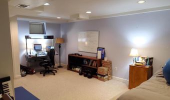 3712 25TH St N, Arlington, VA 22207