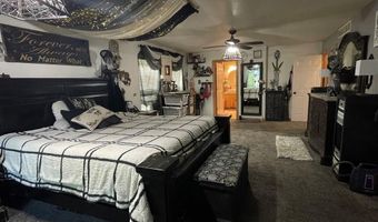 22 E Rich Ln, Blackfoot, ID 83221