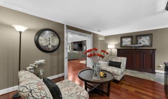 7111 CINDY Ln, Annandale, VA 22003