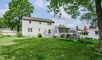 320 Spruce St, Cheshire, CT 06410