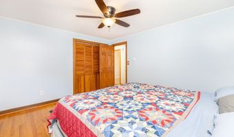 81 Minnesota Ln, Bristol, CT 06010