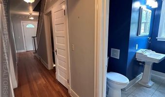 1207 8th St, Aurora, NE 68818