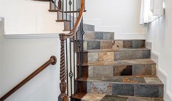 4144 Towne Green Cir, Addison, TX 75001