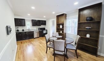 5427 DAWES Ave, Alexandria, VA 22311