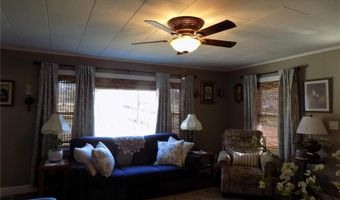 111 E Maple St, Arcadia, MO 63621