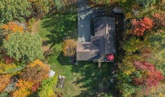 757 Maple St, Bethlehem, NH 03574