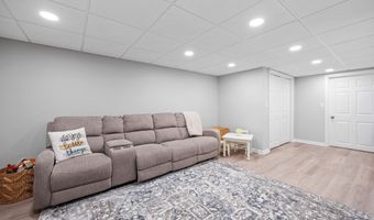 253 Sperry Rd, Bristol, CT 06010