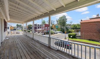 4 N GREENWICH St, Alloway, NJ 08001