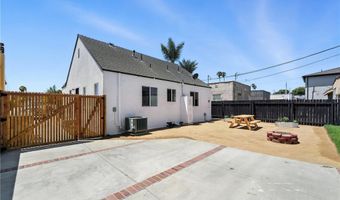 1543 79TH St, Los Angeles, CA 90047