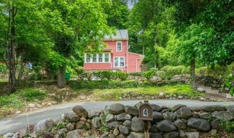 4 Warren St, Bayonne, NJ 07035