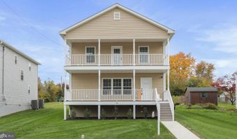 114 POTOMAC St, Boonsboro, MD 21713