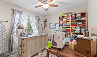 2007 Nolt Dr, Akron, OH 44312