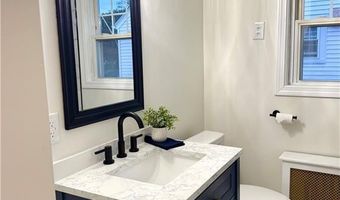 136 Frankfort St, Cranston, RI 02910