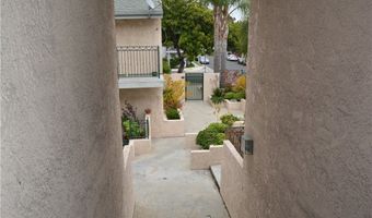 2491 Purdue Ave 201, Los Angeles, CA 90064