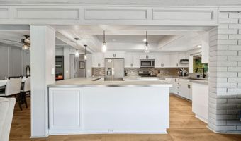 3317 Riverside Dr, Anderson, CA 96007