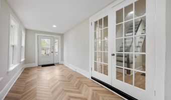 50 14th St, Bangor, ME 04401