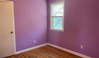 5 Lakeside Ave, Cranston, RI 02910