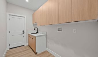 2227 W Avenue Y8 Ct, Acton, CA 93510