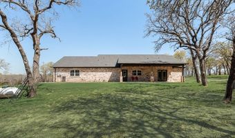 245 Creek Crossing St, Alvord, TX 76225
