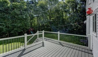 12 School House Hl, Burlington, CT 06013
