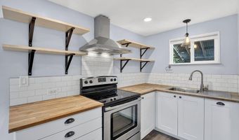 530 Cathedral Dr, Aptos, CA 95003