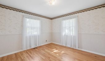 58 Hunters Ln, Batesville, IN 47006