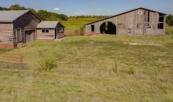 1396 N 300 Rd, Baldwin City, KS 66006