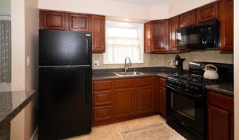 6 S BELL Rd, Bellmawr, NJ 08031