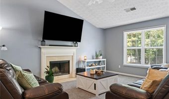 11 Dewey Dr, Adairsville, GA 30103