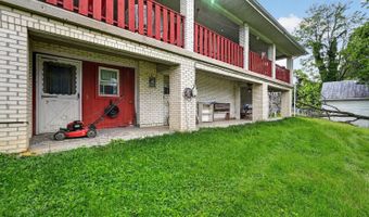 410 5th St, Aurora, IN 47001