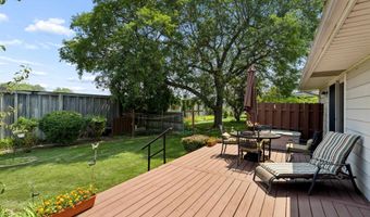 1300 N BAY RIDGE Rd, Appleton, WI 54915
