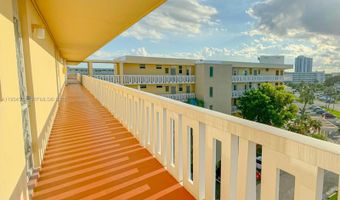 2930 Point East Dr E601, Aventura, FL 33160