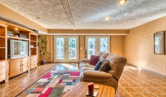 216 Old Wolf Hill Rd, Bethpage, TN 37022