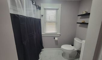 12 Division St A, Danbury, CT 06810